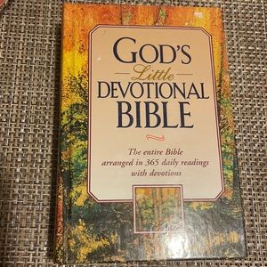 BIBLE THE NEW KING JAMES VERSION